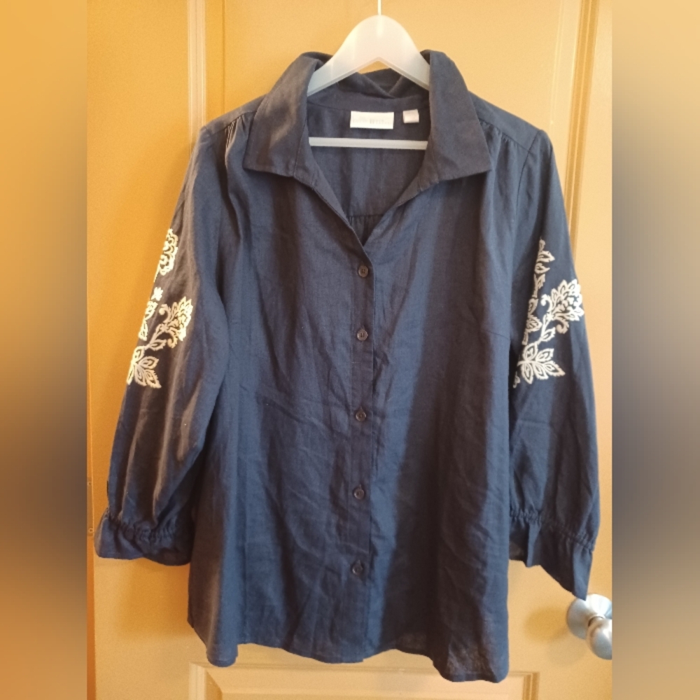 Navy linen top, Belle by Kim Gravel, L